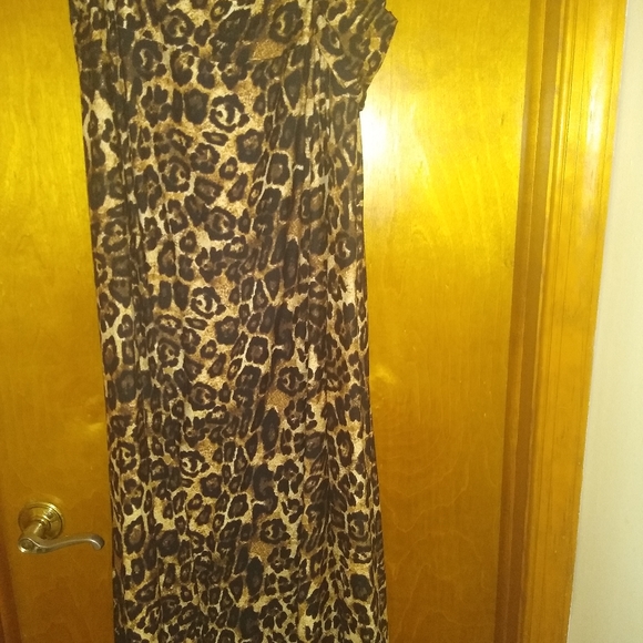 Skirt - Picture 3 of 4